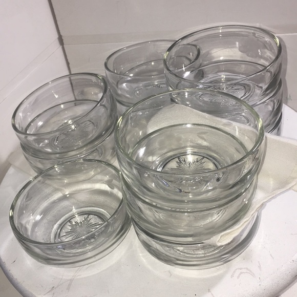 Vintage set of etched custard bowls-11 - Picture 7 of 8